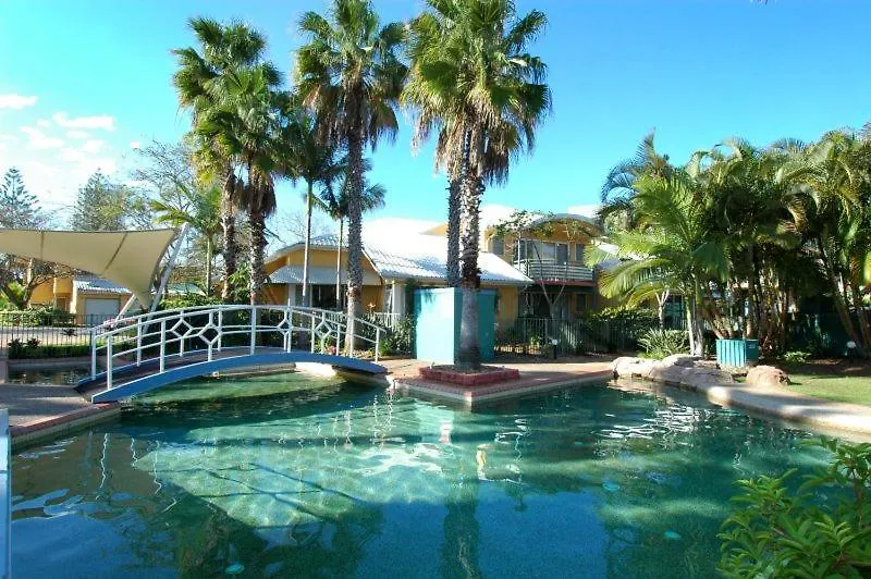 Gorgeous 4 Bed Beachside Apartment - Diamond Beach Resort Gold Coast