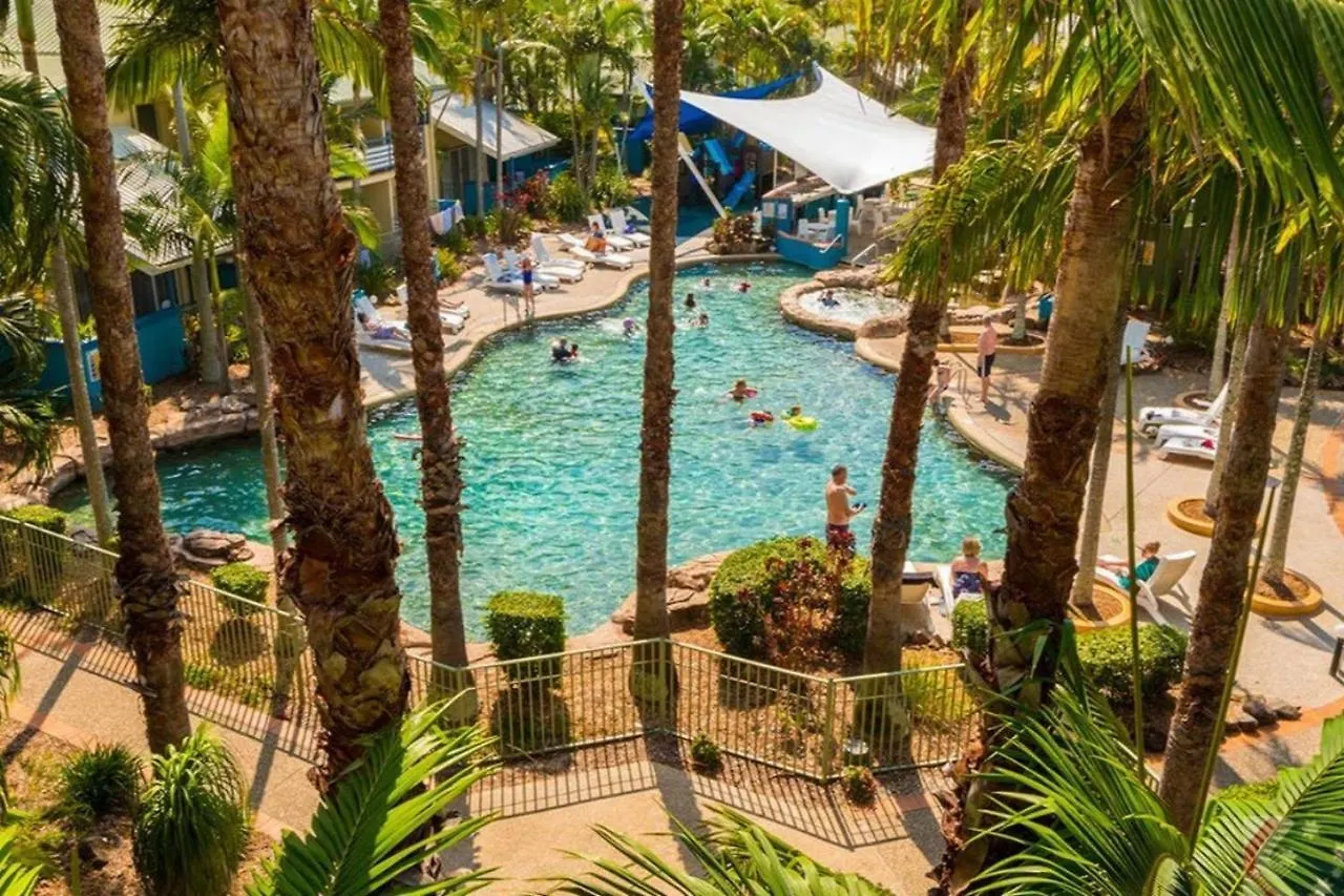 Gorgeous 4 Bed Beachside Apartment - Diamond Beach Resort Gold Coast