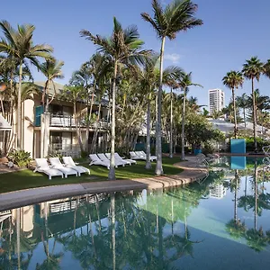 Breakfree Diamond Aparthotel
